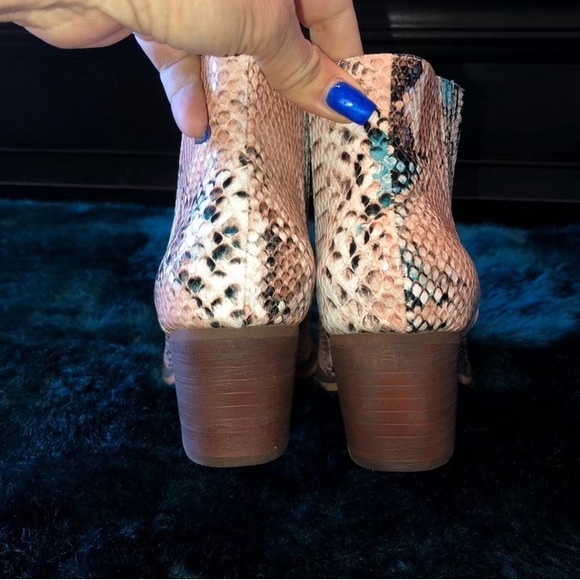 Buckle ARider Girl Ankle Boots Booties - Snakeskin Multi Color Size 7.5 EUR 38 - Picture 3 of 11